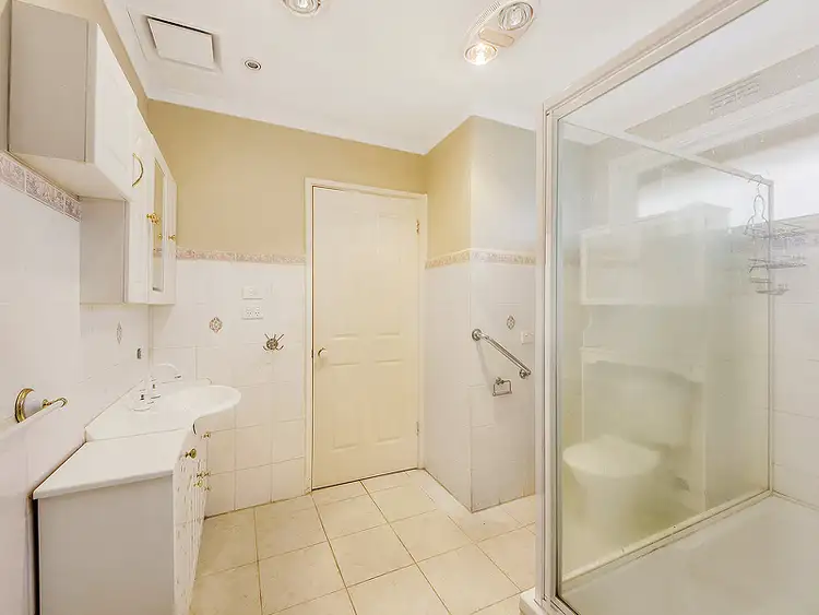 Fourth view of Homely house listing, 8 Brackley Court, St Albans VIC 3021