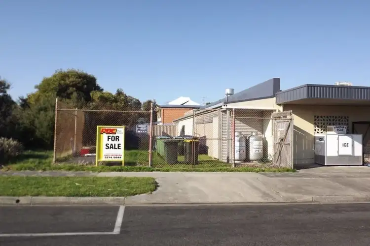 6 MARKET PLACE, Cape Paterson VIC 3995
