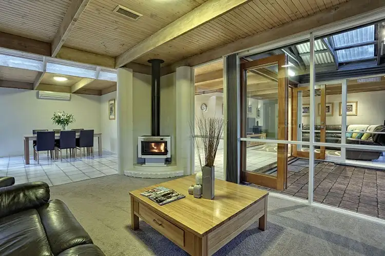 Fourth view of Homely house listing, 8 Hudson Place, Rowville VIC 3178