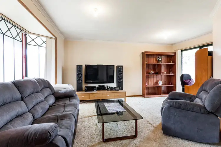 Fourth view of Homely house listing, 3 Gleeson Court, Langwarrin VIC 3910