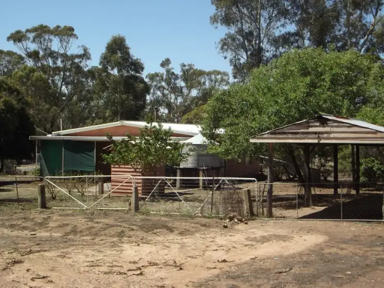 Fifth view of Homely house listing, 15 Victoria Street, Tarnagulla VIC 3551