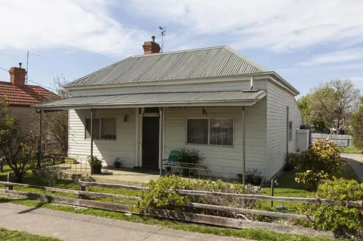 56 Albert Street, Ararat VIC 3377
