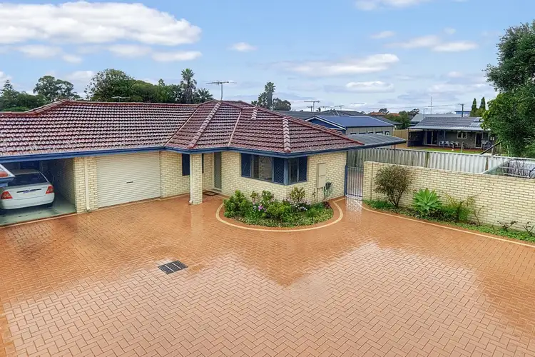 4/22 Fairbairn Road, Busselton WA 6280