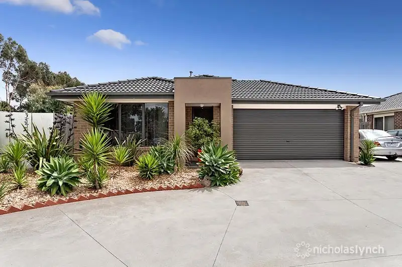 Main view of Homely unit listing, 1/10 Kingfisher Court, Hastings VIC 3915