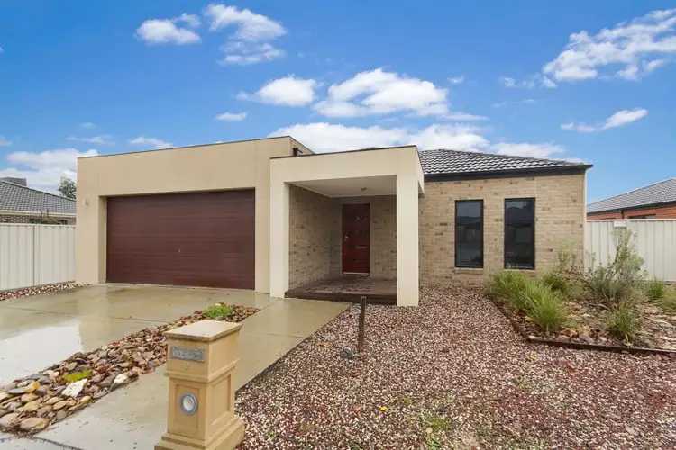 3 Elandra Drive, Ascot VIC 3551
