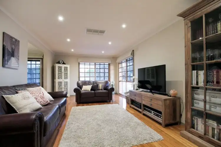 Fifth view of Homely house listing, 3 Gunn Court, Westmeadows VIC 3049