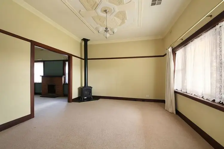 Third view of Homely house listing, 6 Seaview Avenue, Bentleigh VIC 3204