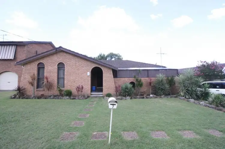 7 Heddon St, Kurri Kurri NSW 2327