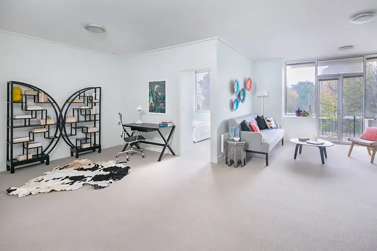 2/2 Macarthur Road, Parkville VIC 3052