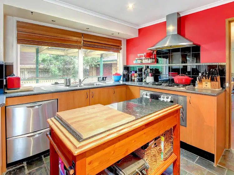 Fifth view of Homely house listing, 270 Heatherhill Road, Frankston VIC 3199