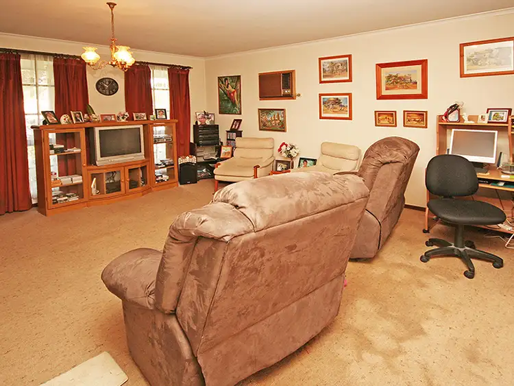 Third view of Homely house listing, 35 Endeavour Drive, Cranbourne North VIC 3977