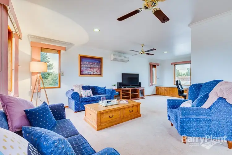 Sixth view of Homely house listing, 3 Goa Court, Keilor Downs VIC 3038