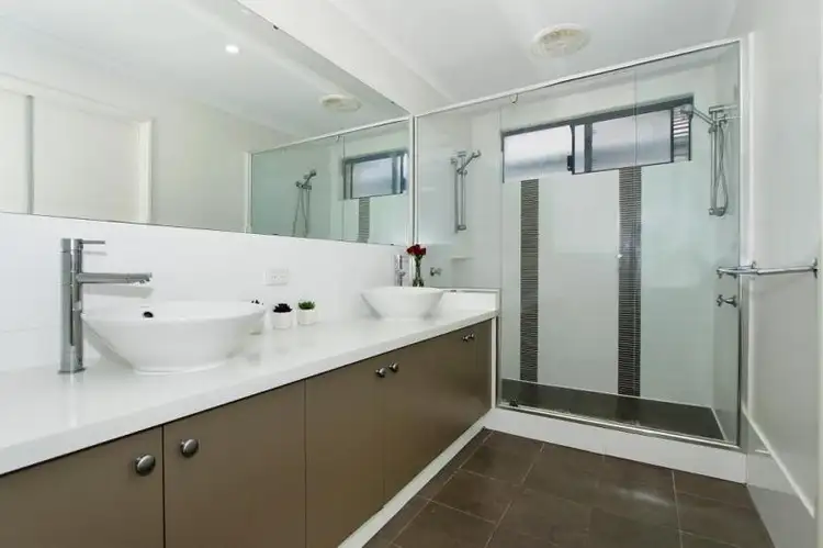 Sixth view of Homely house listing, 2 Cape Range Crescent, Aubin Grove WA 6164