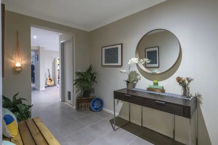 Third view of Homely house listing, 7 Longmire Court, Sunbury VIC 3429
