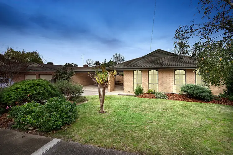 2 Leroy Place, Doncaster East VIC 3109