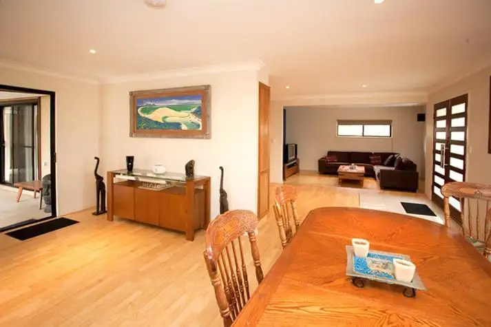 7 Blue Waters Crescent, Tweed Heads West NSW 2485