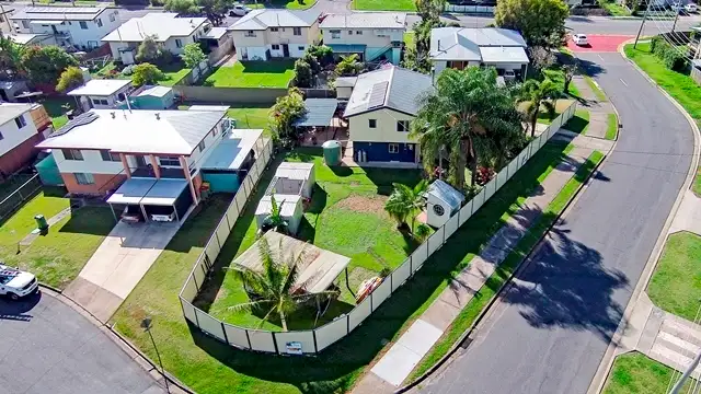 1 Madden Street, Silkstone QLD 4304