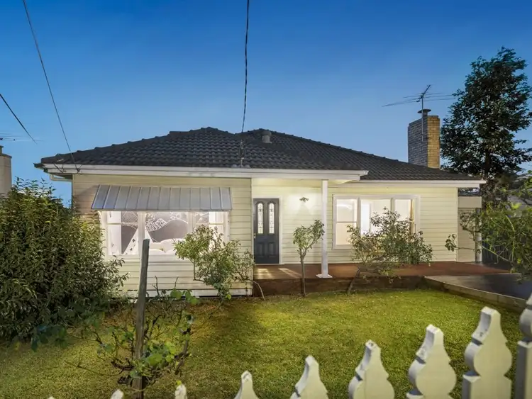 11 Mais Street, Reservoir VIC 3073