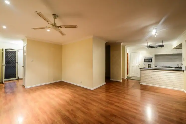 Sixth view of Homely house listing, 10 Gleed Court, Gosnells WA 6110