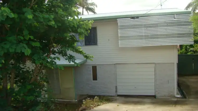 358 LAWRENCE AVENUE, Frenchville QLD 4701