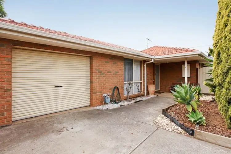 2/14 Sheahan Crescent, Hoppers Crossing VIC 3029