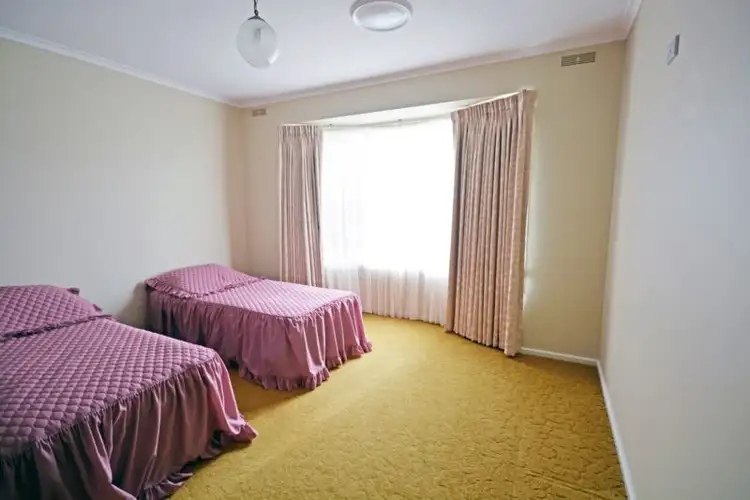 Seventh view of Homely house listing, 19 Lindsay Street, Heywood VIC 3304