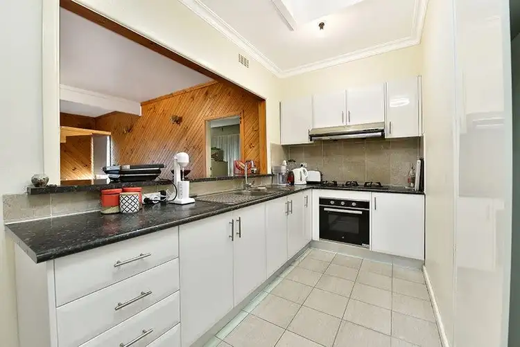 Sixth view of Homely house listing, 15 Macrina Street, Oakleigh East VIC 3166