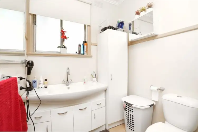 Fifth view of Homely house listing, 7 Watt Avenue, Oak Park VIC 3046