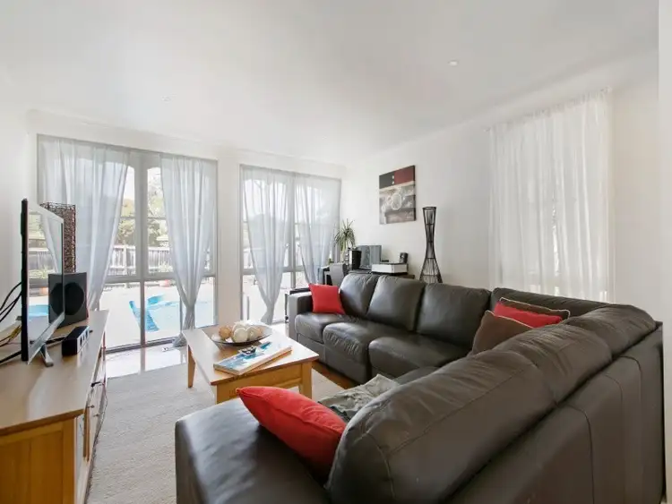 Second view of Homely house listing, 5 Penleigh Crescent, Mount Martha VIC 3934