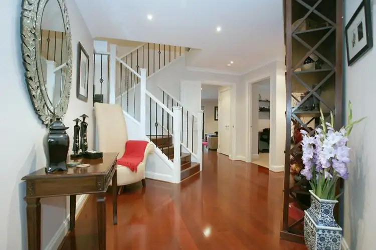 4 Flowering Gum Lane, Sandhurst VIC 3977