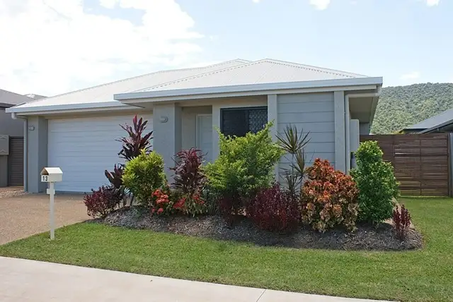 13 Hillary Drive, Smithfield QLD 4878