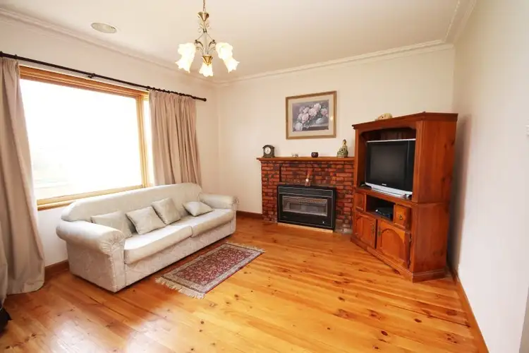 Second view of Homely house listing, 3 Leonard Street, Wendouree VIC 3355