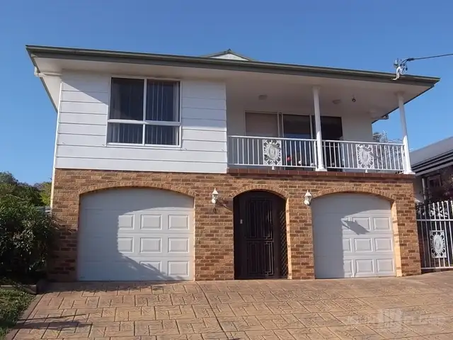 4 Carl Lane, Muswellbrook NSW 2333