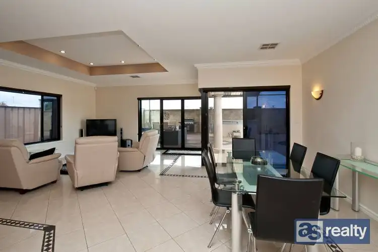 Seventh view of Homely house listing, 4 Kemp Place, Morley WA 6062