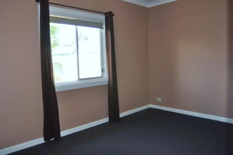 Sixth view of Homely house listing, 2 Chifley Place, West Bathurst NSW 2795