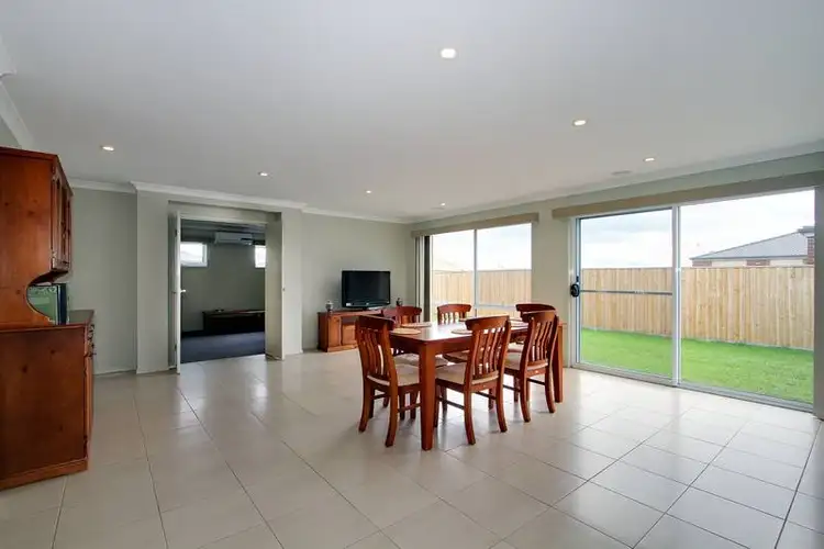 Sixth view of Homely house listing, 86 Hammersmith Circuit, Traralgon VIC 3844