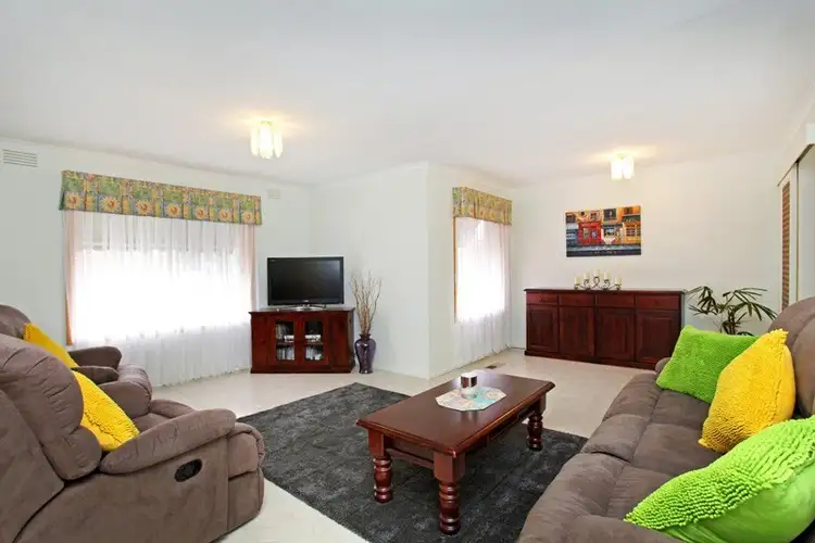 Fourth view of Homely house listing, 15 Castleton Court, Gladstone Park VIC 3043