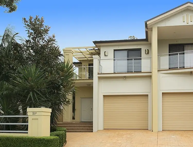 20a Hugh Avenue, Peakhurst NSW 2210