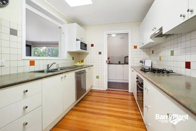 Fifth view of Homely house listing, 32 Greenwood Drive, Bundoora VIC 3083