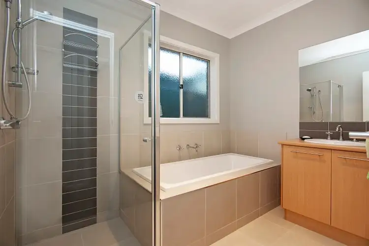 Fifth view of Homely house listing, 3 Thornton Court, Strathfieldsaye VIC 3551