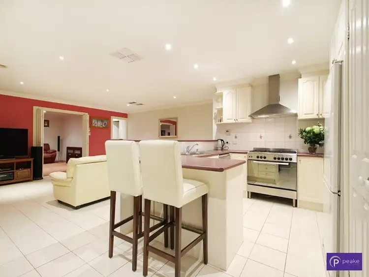 Fifth view of Homely house listing, 3 Annadale Court, Berwick VIC 3806