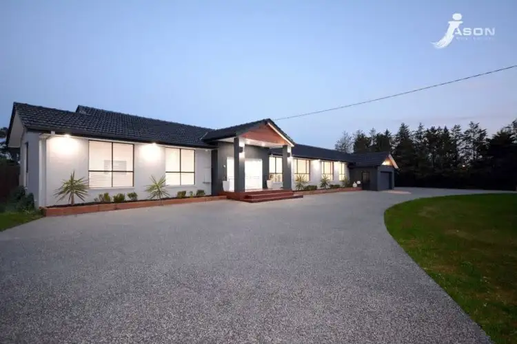 3 Queensferry Place, Greenvale VIC 3059