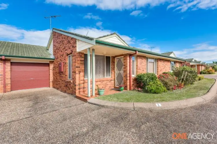 Main view of Homely house listing, 2/25-27 Wood Street, Swansea NSW 2281