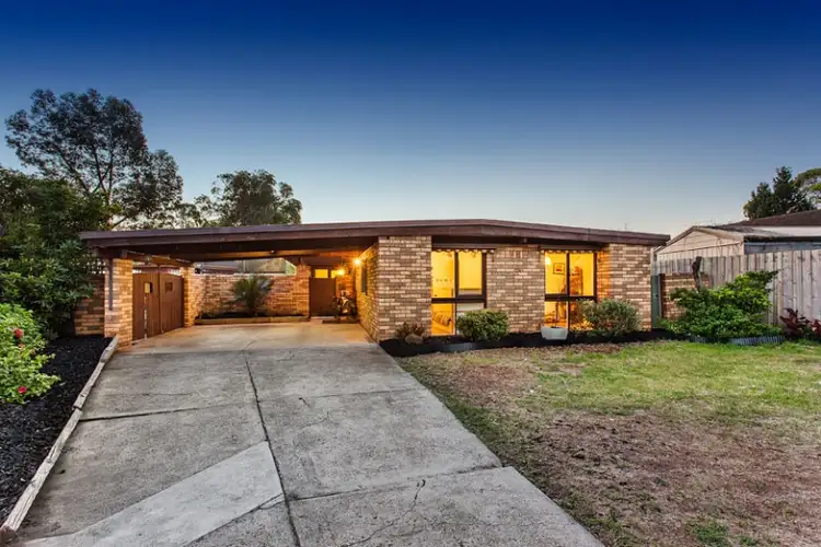 6 Kallista Place, Melton West VIC 3337