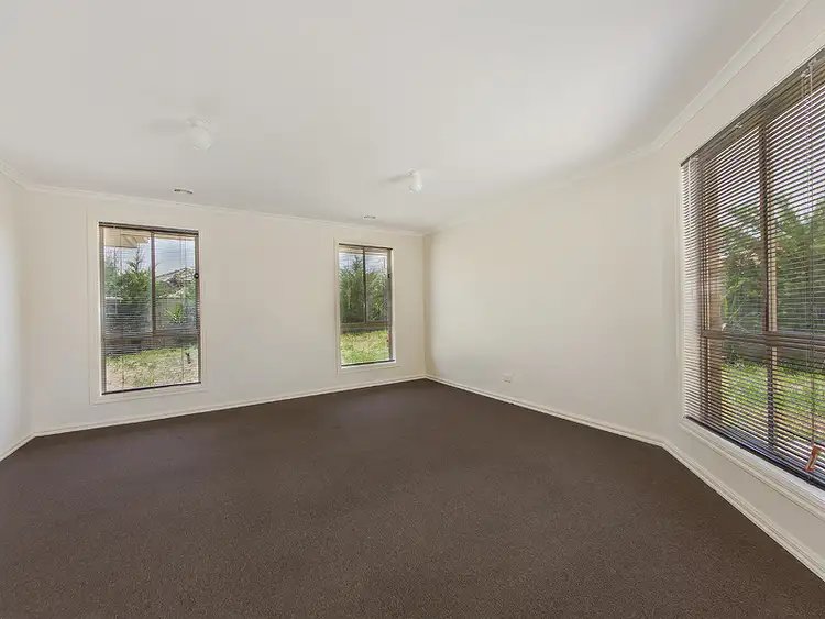 Fifth view of Homely house listing, 29 Howardson Circuit, St Albans VIC 3021