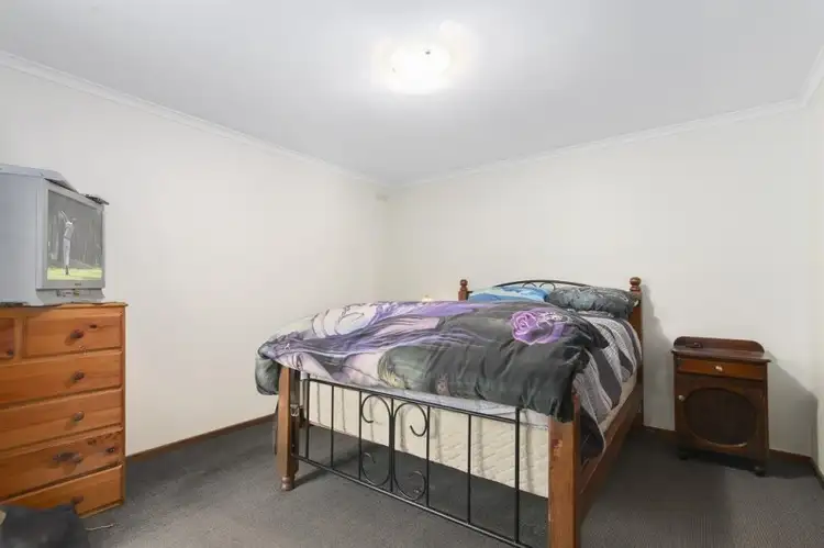 Fifth view of Homely house listing, 4 Aspect Court, Sale VIC 3850