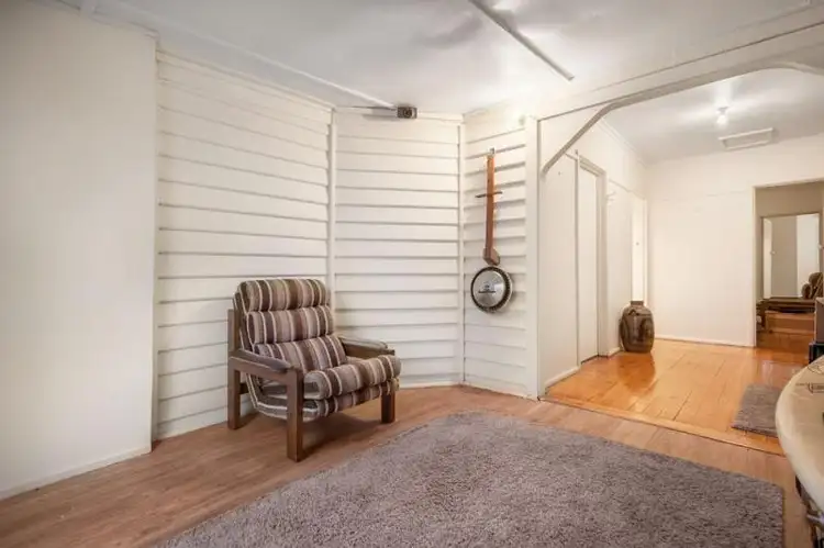 Third view of Homely house listing, 10 McFadzean Avenue, Reservoir VIC 3073