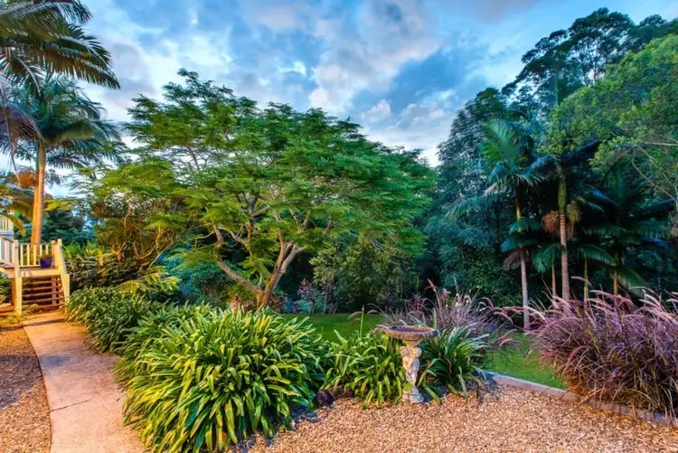 Second view of Homely house listing, 2 Mountain Top Court, Mons QLD 4556
