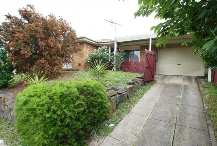 21 Eucalyptus Place, Meadow Heights VIC 3048