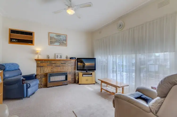 Fourth view of Homely house listing, 6 Graham Street, Kangaroo Flat VIC 3555